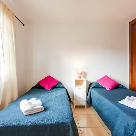 Simplistic Holiday In With Swimming Pool Σπίτι διακοπών Κοραλέχο