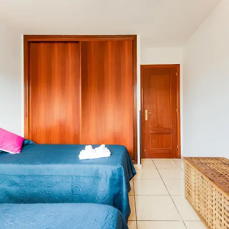 Simplistic Holiday In With Swimming Pool *