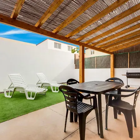 Simplistic Holiday In With Swimming Pool